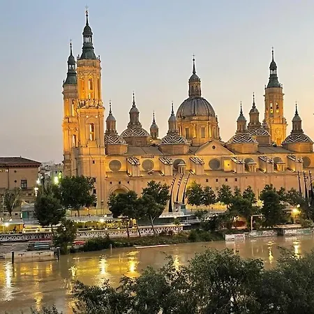 Con Vistas Al Pilar Con Aparcamiento Privado * Saragozza