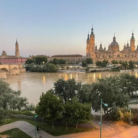 Appartamento Con Vistas Al Pilar Con Aparcamiento Privado Saragozza