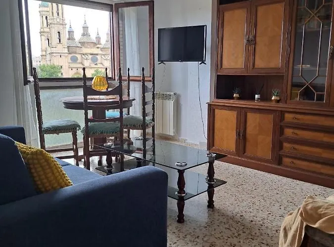 Con Vistas Al Pilar Con Aparcamiento Privado Daire *